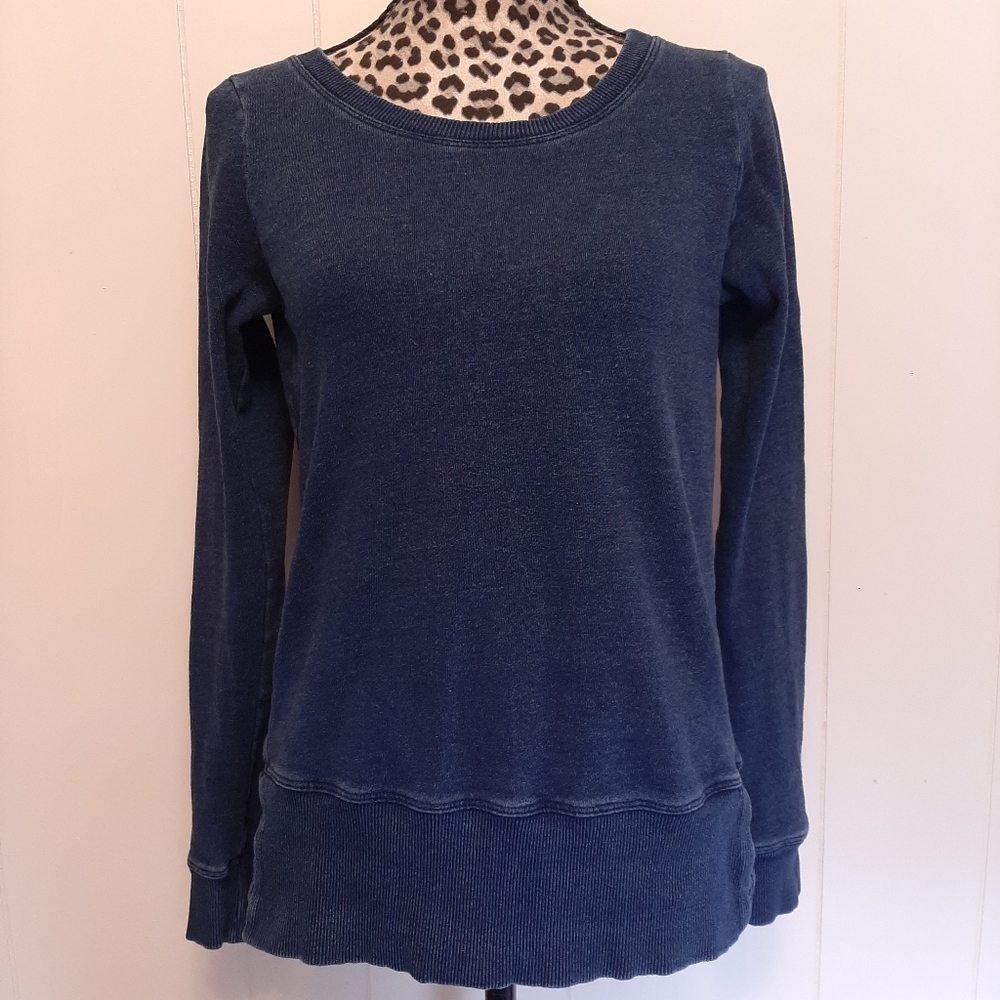 Splendid Distressed Blue Pullover Sweater Sz. Small